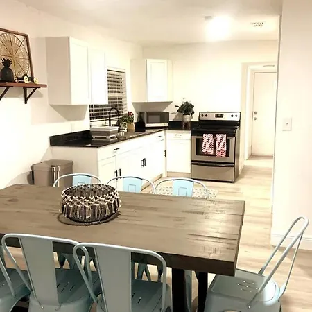 Modern Home Near Wynwd Mia Design District Beach